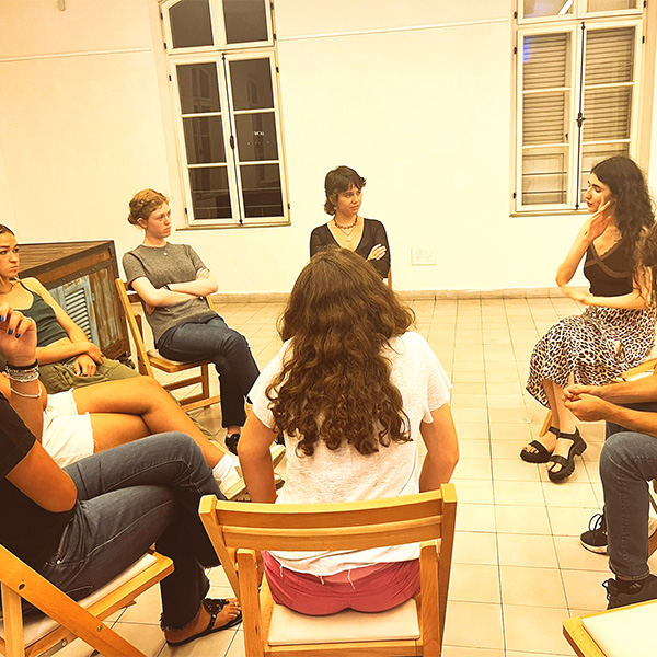 Florentin community in their first session of faces of israel