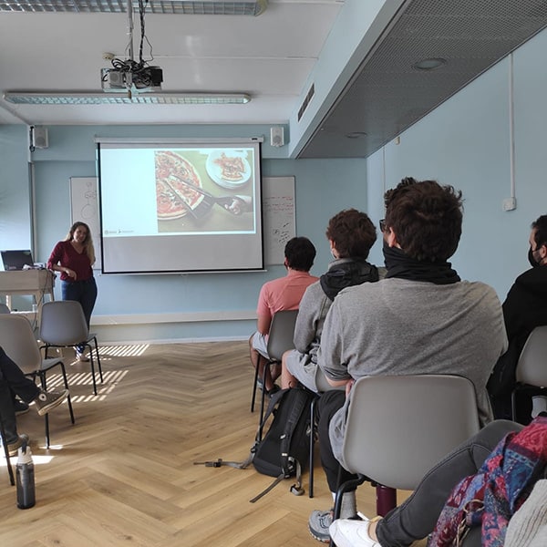 Big idea students at hebrew university, learning about innovative thinking