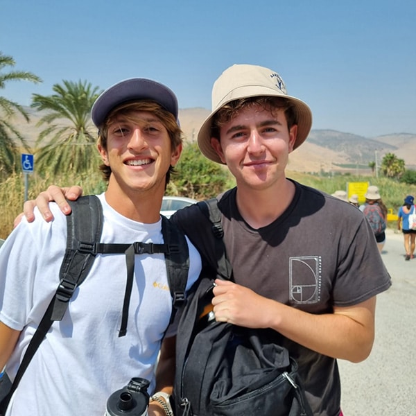 Jake and alex from florentin at nachal ha'kibutzim