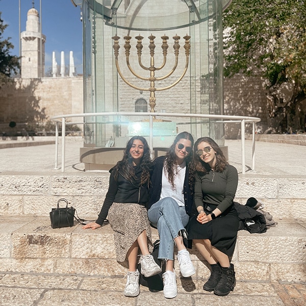 Jillian, zehava, lulu, and gailen from florentin in haifa